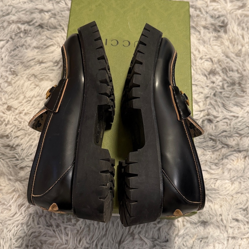 Gucci Black Leather Horsebit Lug Sole Slip-On Loafers - Picture 6 of 7